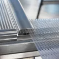 Gärtner Pötschke Anlehngewächshaus • Interline 8×4 • mit Stahlfundament • 3,05m² - Thumbnail 3