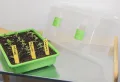 Romberg Gewächshaus M (Zimmergewächshaus) - 38 x 24 x 19 cm, mit Belüftung, bruchsicherer Deckel, sehr stabil, Mehrfarbig - Thumbnail 6