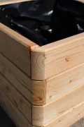 Gartenwelt Riegelsberger Massiver Pflanzkasten Mammut 50x50x39 cm aus Lärchenholz Natur Blumenkasten Blumentopf Pflanzkübel Kräutertopf Balkonkasten fertig montiert - Thumbnail 5