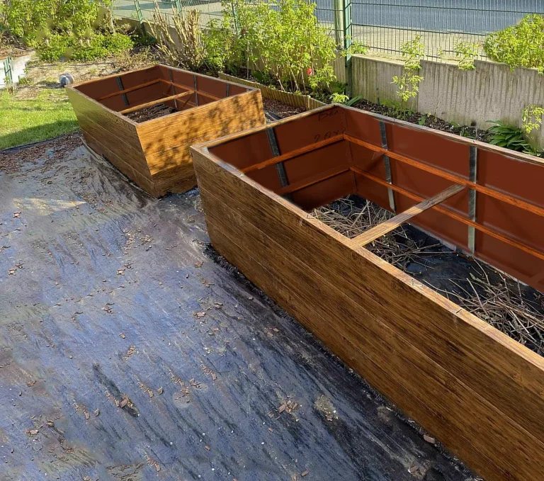 Hochbeet für Garten 170x85x63 cm Metall, Holzoptik - Hochbeet-Kit aus Premium-Polymerbeschichtetem Stahl, Rechteckig, Langlebiges Gartenbeet für Kräuter und Gemüse mit Maulwurfnetz – Bild 4