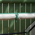 Outsunny Hochbeet mit Mini Gewächshaus, Outdoor Metall Pflanzkasten mit Abdeckung, für Kräuter und Gemüse, Verwendung für Terrasse, Garten, Balkon, Klar und Grün - Thumbnail 9
