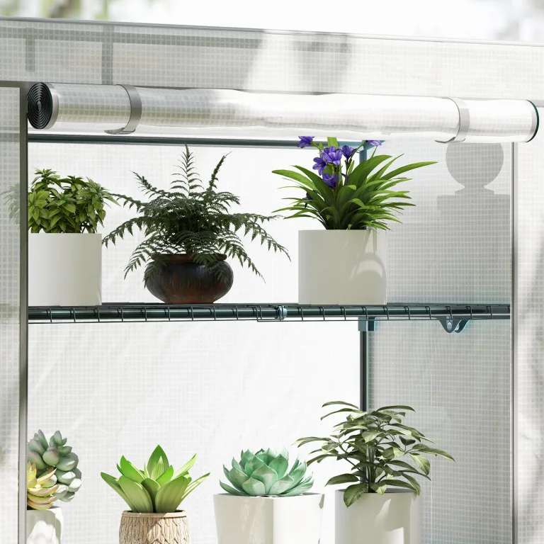 Outsunny 4-stöckiges Mini-Gewächshaus mit verstärkter PE-Abdeckung, tragbares kleines Gewächshaus mit aufrollbarer Tür, grau gesäumter Rand, 110 x 50 x 171 cm, Grau – Bild 9