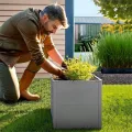 Metzler Hochbeet für den Garten oder Balkon – Stahl in Grau | Witterungsbeständiges Metall-Gartenbeet, Pflanzenbeet, Blumenhochbeet | 50 x 50 x 50 cm - Thumbnail 3