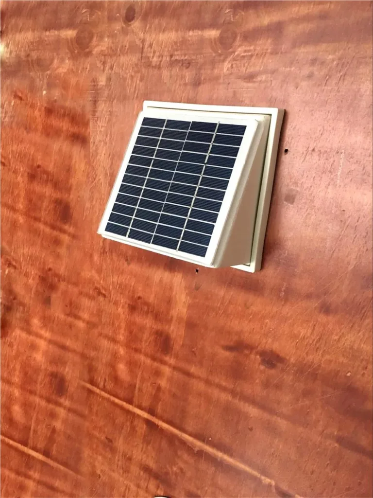 Dachventilator, 68CFM Plastiksolarventilator-Auszieher-Luftkanal-Durchmesser 120mm des Wand-Ventilator-2.5W for Hallen-Gewächshaus – Bild 3