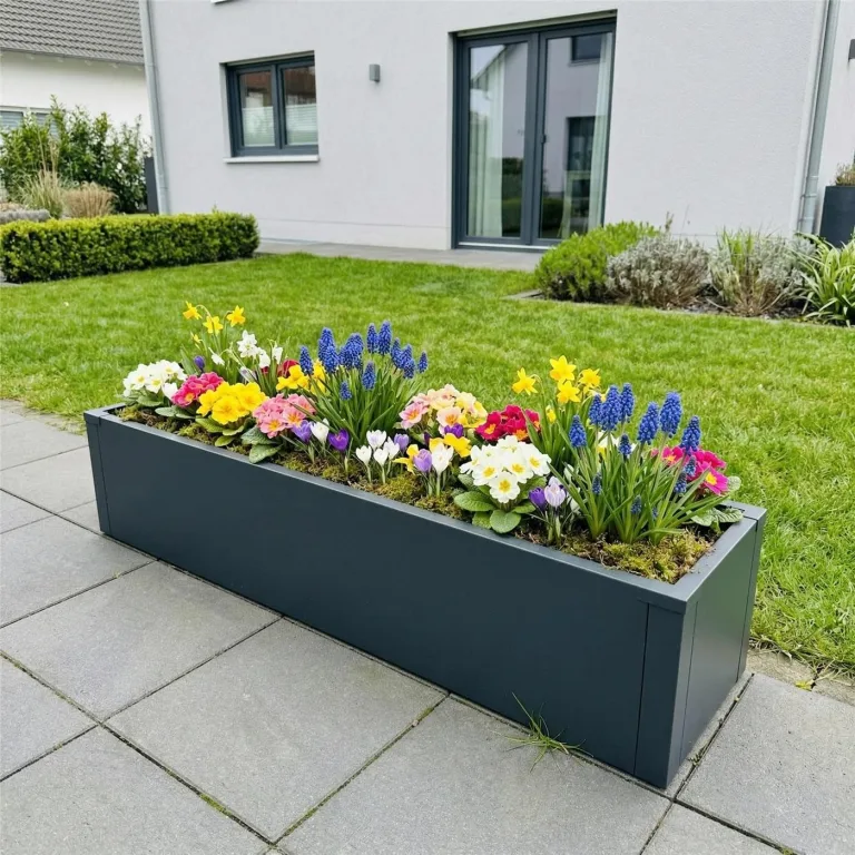Metzler Hochbeet S für den Garten | kompakte Größe | Pulverbeschichteter Stahl in Anthrazit RAL 7016 | Witterungsbeständiges Metall-Gartenbeet, Pflanzenbeet, Blumenhochbeet | 25 x 100 x 27 cm – Bild 3