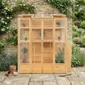 Garten-Gewächshaus 153 x 61 cm Naturholz Klassisch Hohe Wände Treibhaus Tannenholz Wasserfest Lackiert 2 Drehtüren Dachfenster Auto Belüftung Verstellbare Regale Pflanzkasten Türriegel 4 Haken - Thumbnail 4